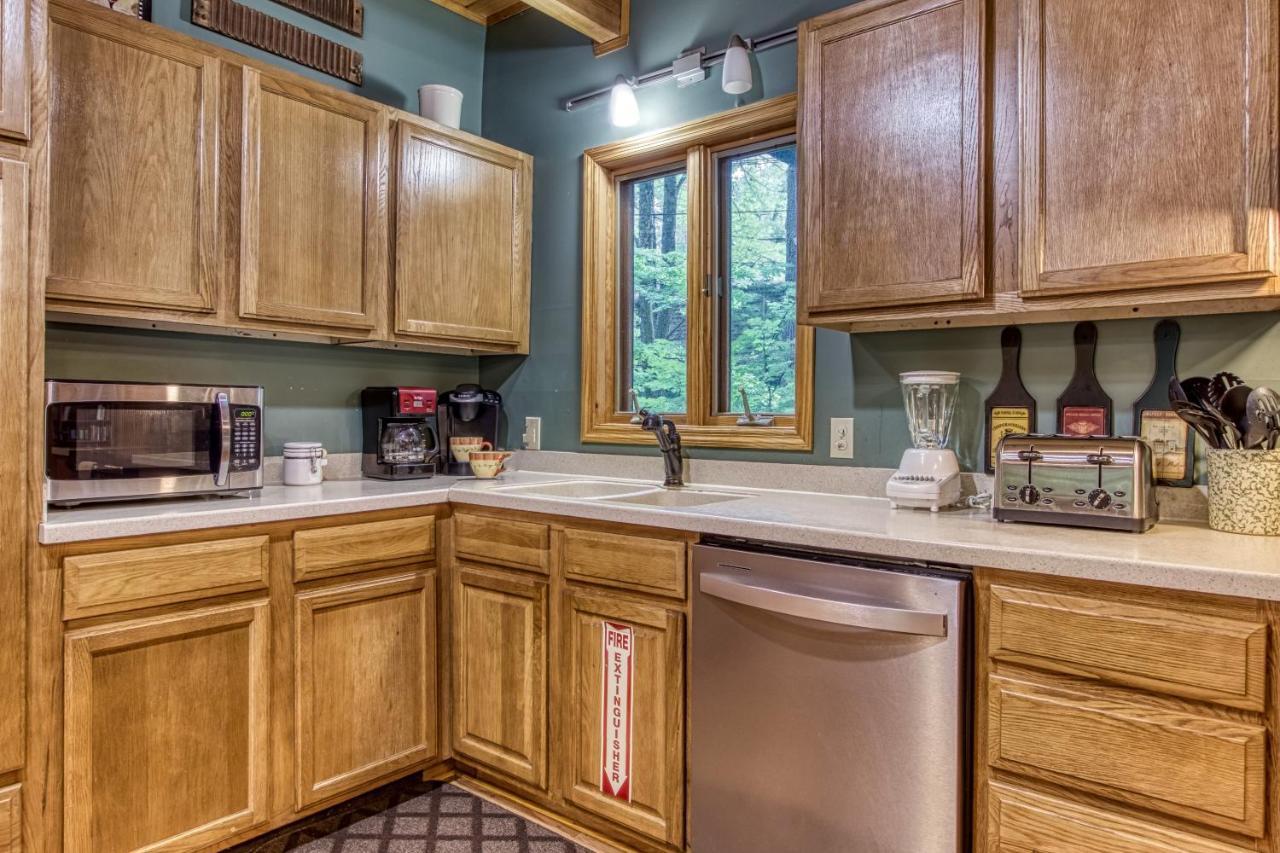 Mountain Lake Lodge, Hot Tub, Theater Room, 1089 Free Tickets Each Paid Day, Dollywood And More Sevierville Exterior foto