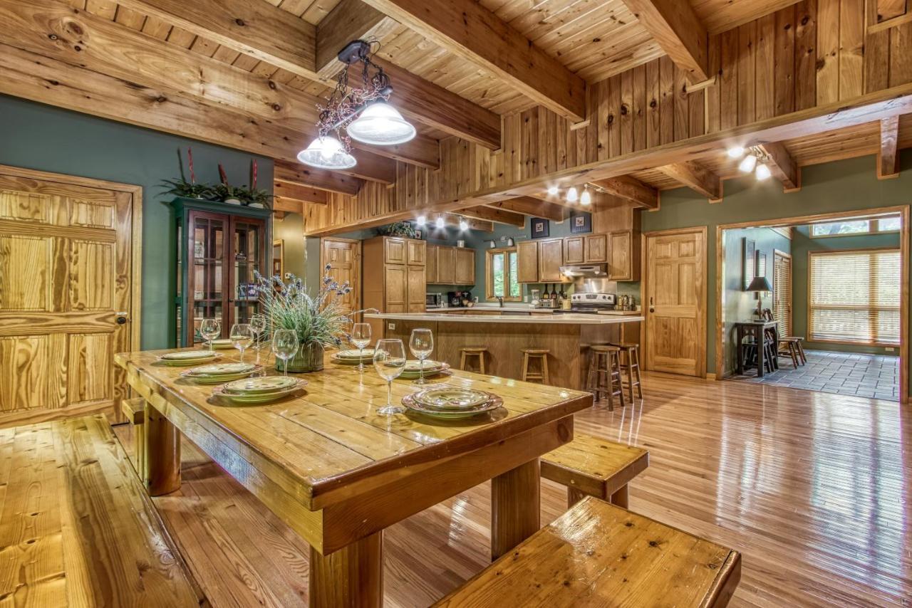 Mountain Lake Lodge, Hot Tub, Theater Room, 1089 Free Tickets Each Paid Day, Dollywood And More Sevierville Exterior foto