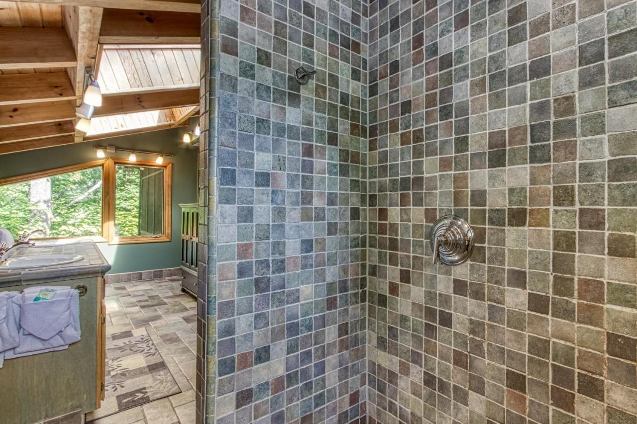 Mountain Lake Lodge, Hot Tub, Theater Room, 1089 Free Tickets Each Paid Day, Dollywood And More Sevierville Exterior foto