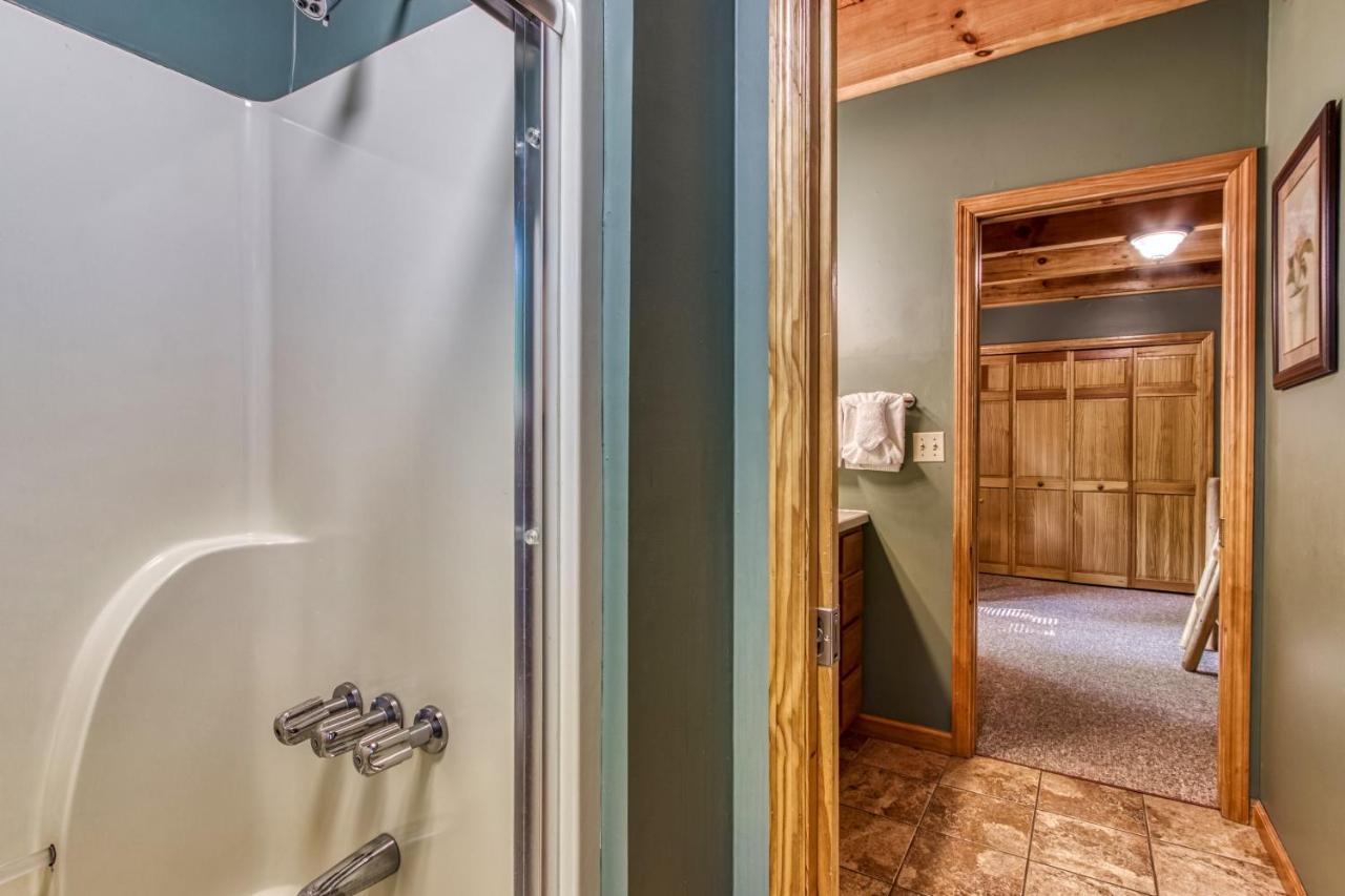 Mountain Lake Lodge, Hot Tub, Theater Room, 1089 Free Tickets Each Paid Day, Dollywood And More Sevierville Exterior foto